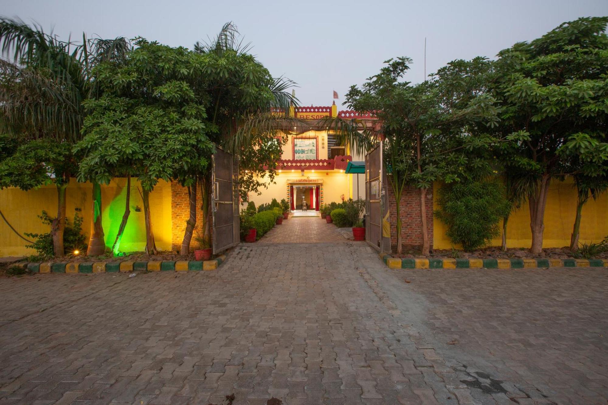 Bundeli Farm Resort Orchha Exterior foto